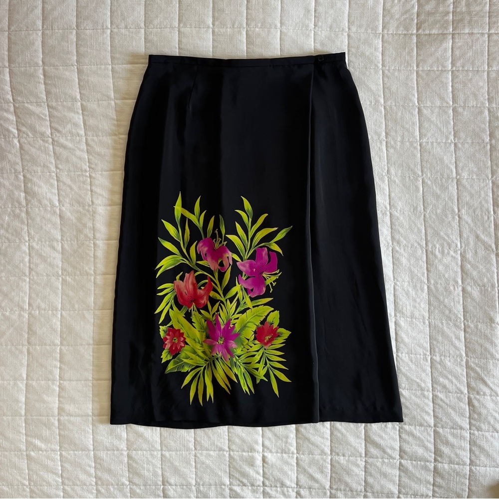 Black Silk Midi Pencil Skirt for Cocktail Events